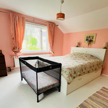 Lovely House - Free Parking - 10 Min To Downtown 펜션 *