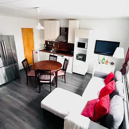 펜션 Lovely House - Free Parking - 10 Min To Downtown