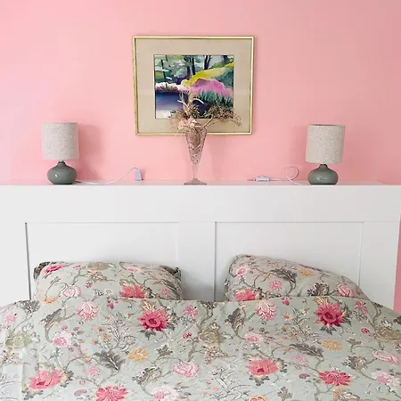 펜션 Lovely House - Free Parking - 10 Min To Downtown 탐페레