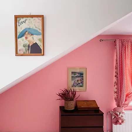 펜션 Lovely House - Free Parking - 10 Min To Downtown