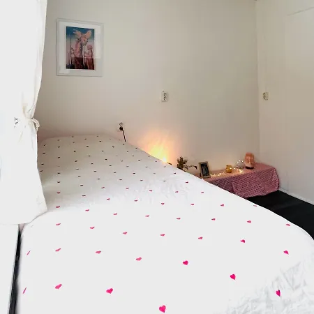 Lovely House - Free Parking - 10 Min To Downtown